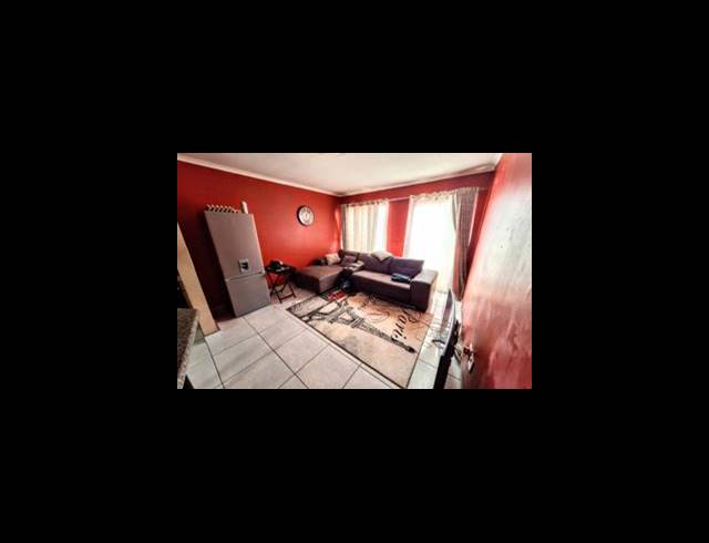 2 BEDROOM APARTMENT FOR SALE IN THE ORCHARDS